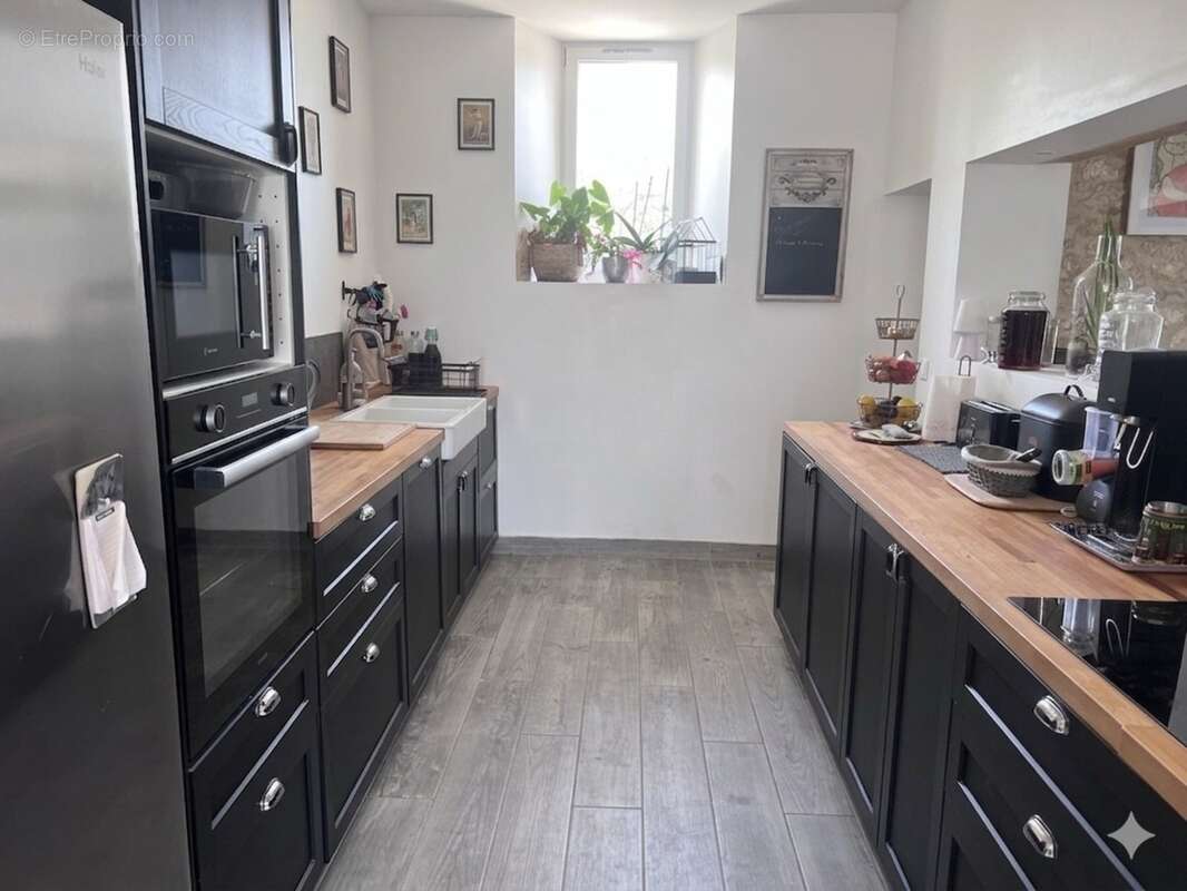 Maison à vendre 5 pièces VARZAY (17) avec piscine - photo 5