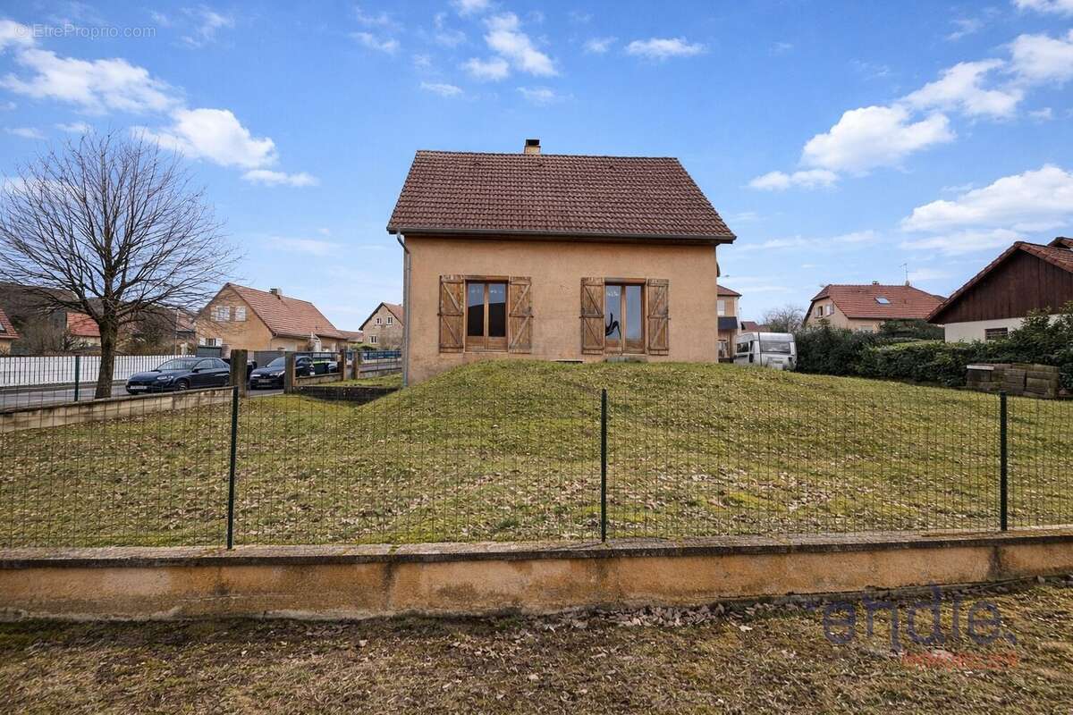 Maison à HERICOURT