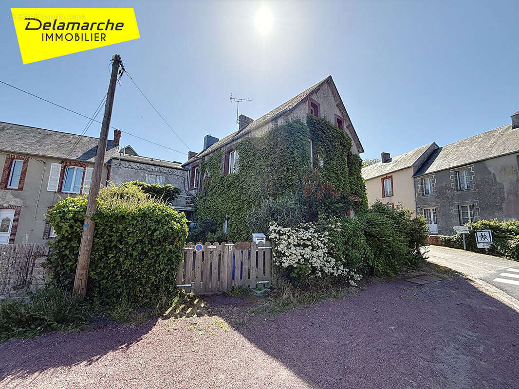 Maison à BREHAL