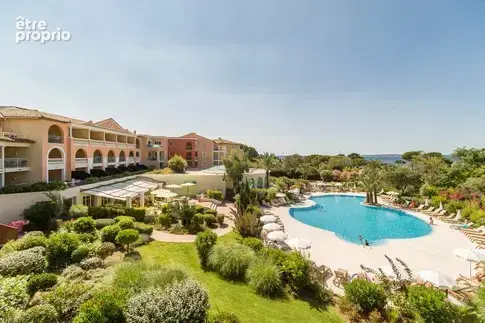 Photo Appartement à Roquebrune-Sur-Argens au prix de 101 961€