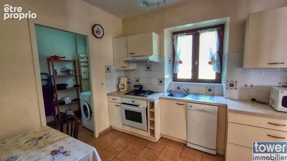 Plain pied maison en pierre avec source. 71 m2  et ses depedances 2 kms centre prayssac - photo 7