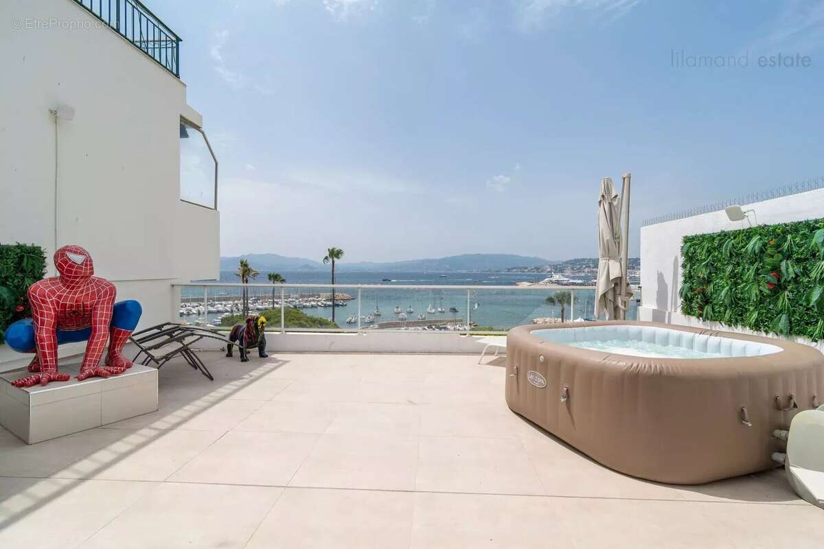 Exclusivite -pointe croisette - palm beach - toit terrasse vue mer - photo 6