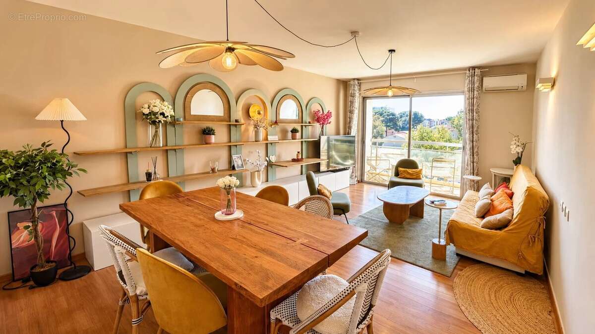 Appartement à LE CANNET