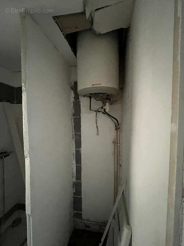 Appartement à MARSEILLE-4E