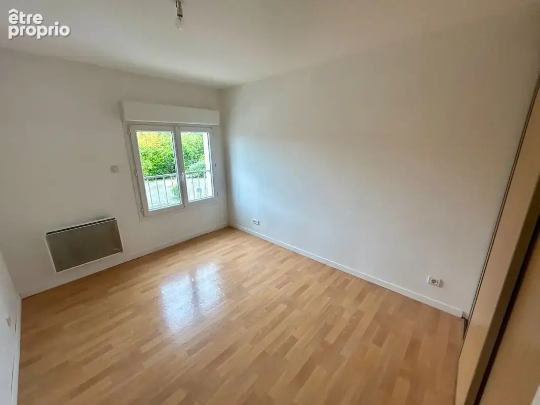 À vendre sur la commune de Saint-Laurent, côté bourg. - photo 3