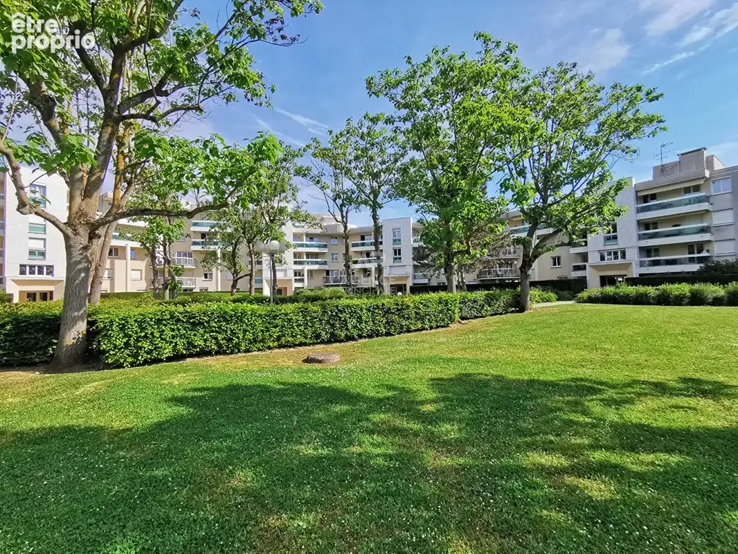 Bel appartement avec jardin privatif au pied du centre-ville d'Ermont! - photo 1