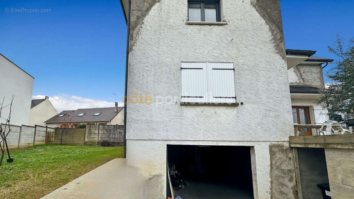 Maison à PONTAULT-COMBAULT