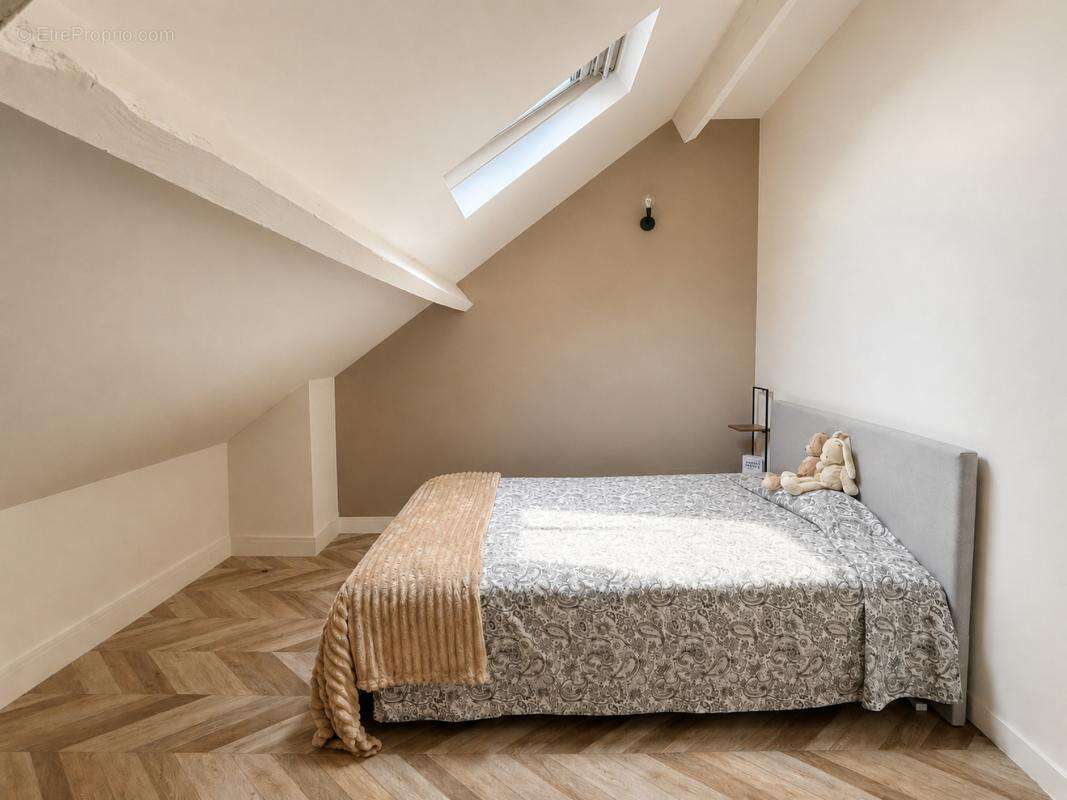Maison à MAS-GRENIER