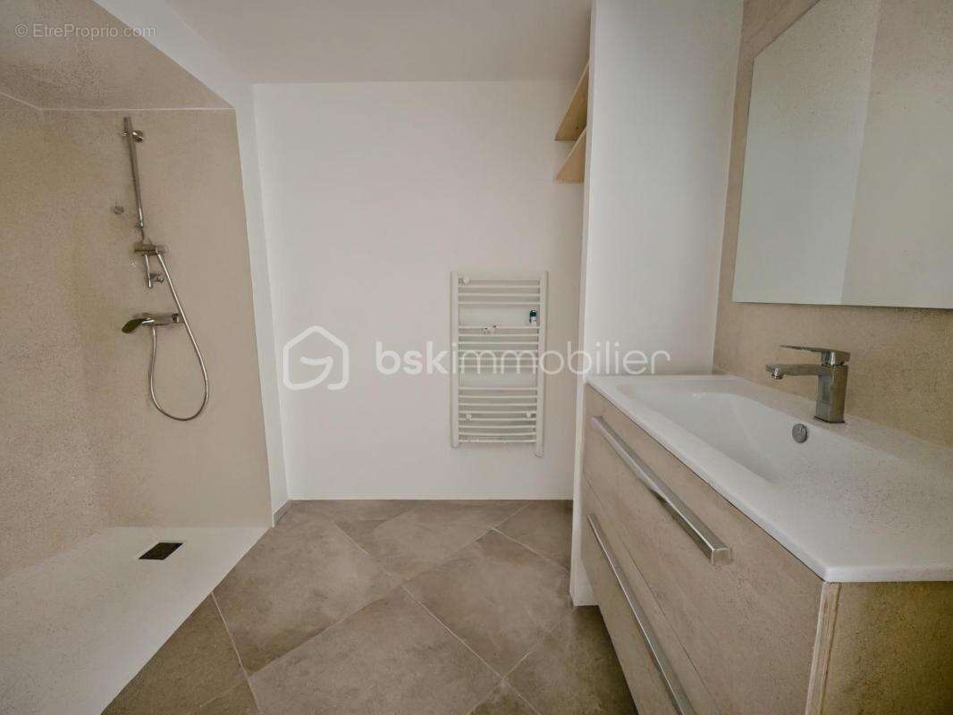 Appartement à DRAGUIGNAN