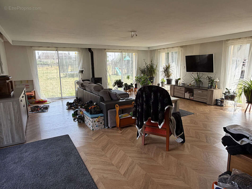 Maison Le Thuit De L Oison 7 pièce(s) 215 m2 - photo 4