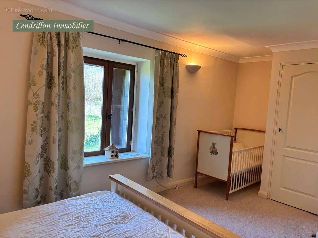 Maison à SAINT-JUNIEN-LA-BREGERE