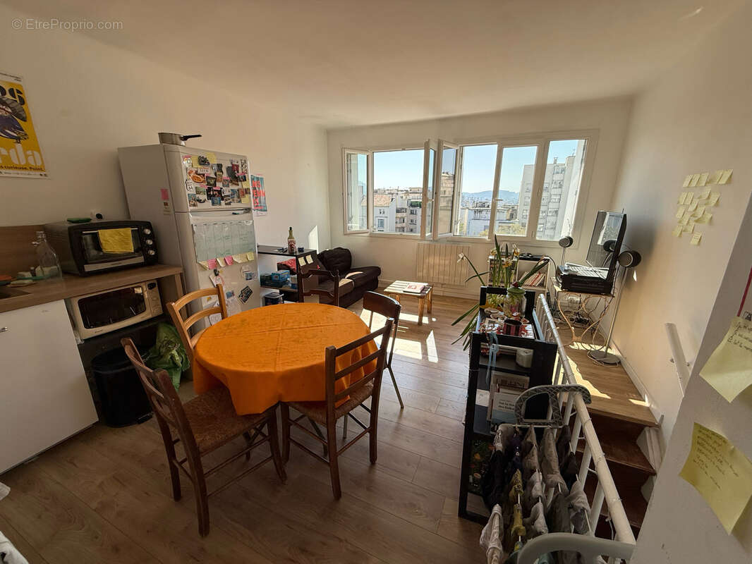 Appartement à MARSEILLE-8E