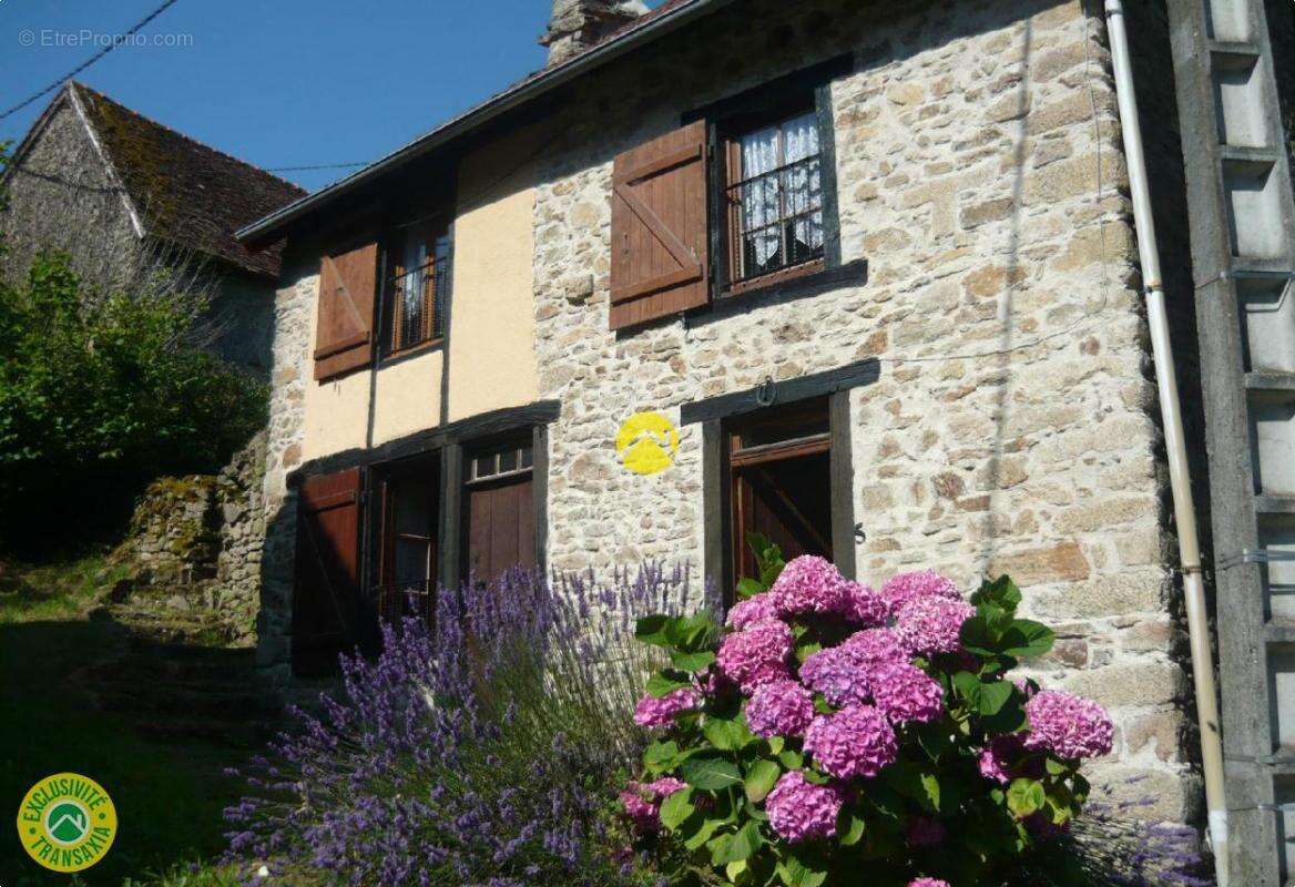 Maison à DUN-LE-PALESTEL