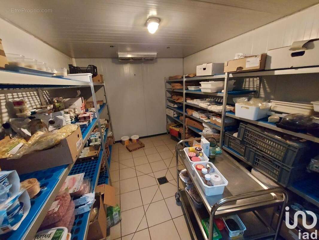 Photo 8 - Commerce à PONT-DE-POITTE