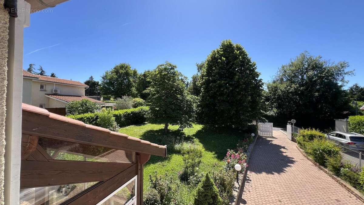 Photo 3 - Maison à LA TOUR-DE-SALVAGNY