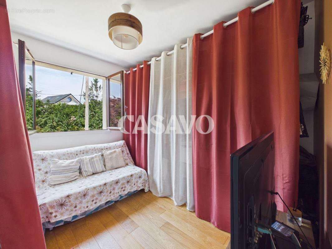 Vente Maison 7 pièces de 130m² - 94490 Ormesson-sur-Marne - photo 13