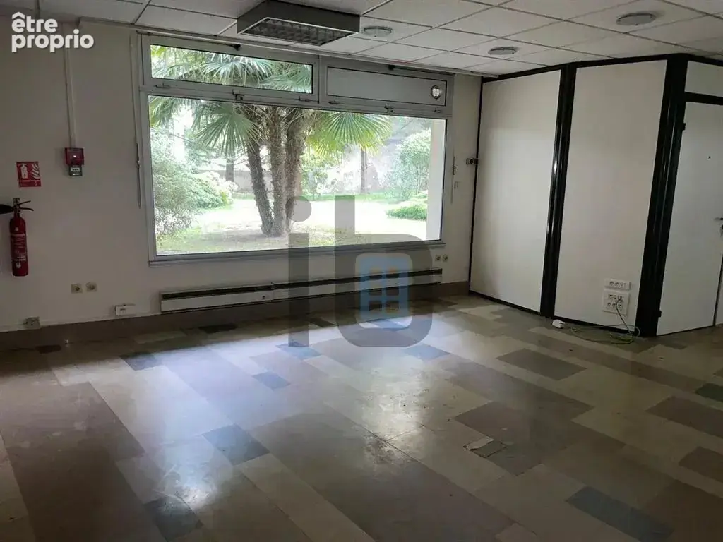Commerce 197 m² à vendre à Neuilly-Sur-Seine (92200) - photo 3