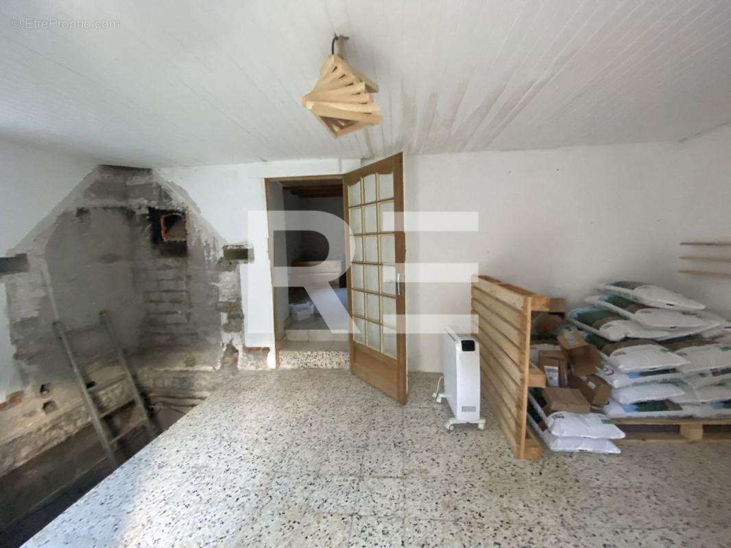 Maison à LAVAL-PRADEL