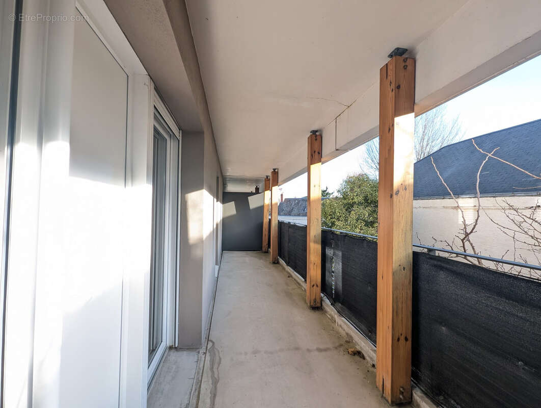 TOURS NORD proximité tramway, à vendre T3 LIBRE avec terrasse et stationnement privatif! - photo 5