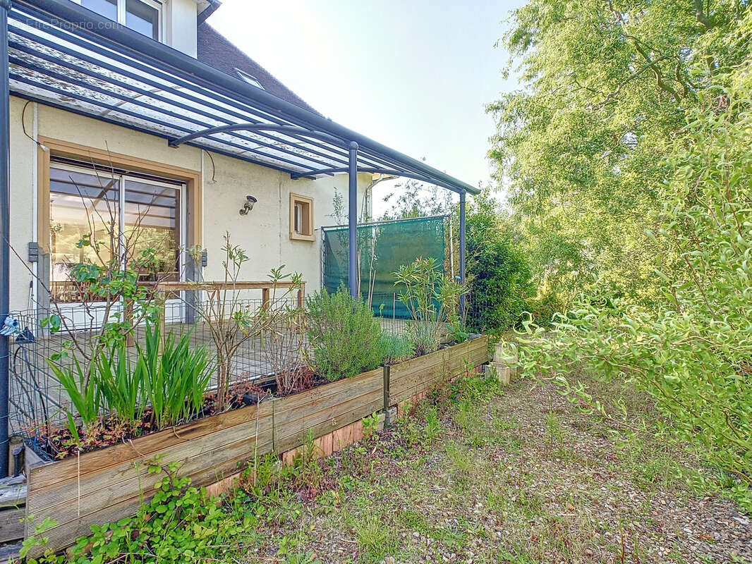 Maison à VILLERS-BOCAGE