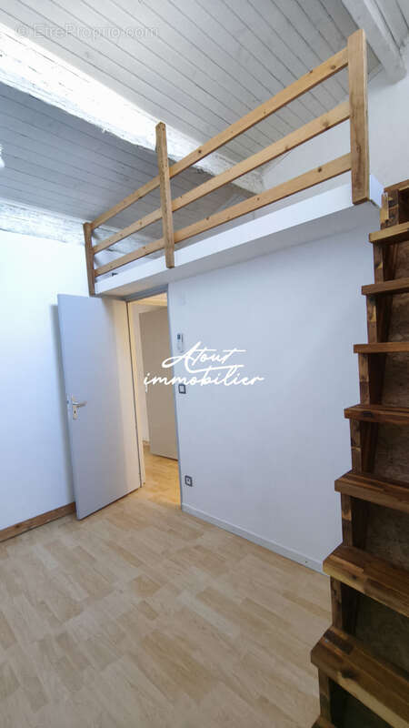 Appartement à CEYRAS