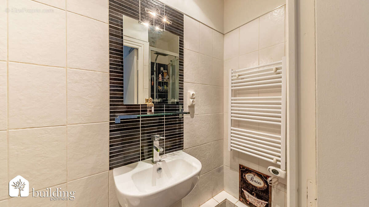 Appartement à LEVALLOIS-PERRET