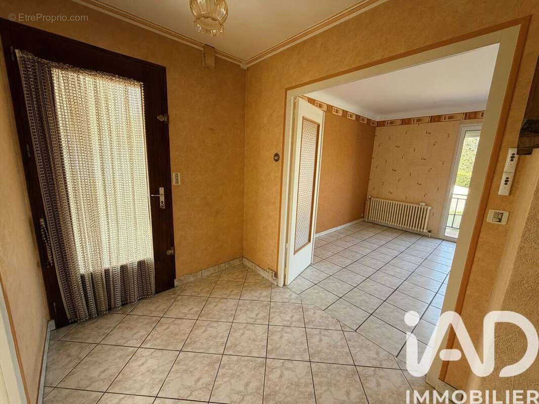 Photo 2 - Maison à PARTHENAY