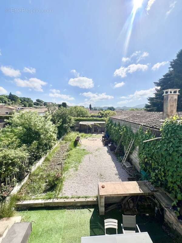 Maison à CAMPS-LA-SOURCE