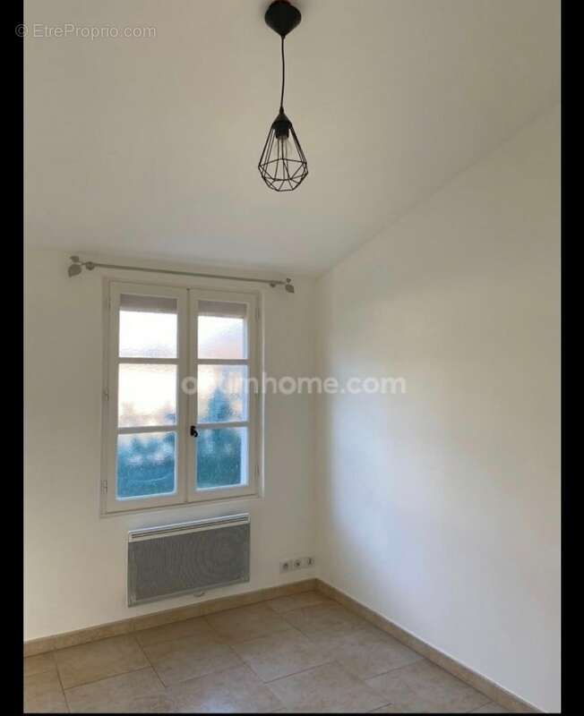 Maison à ROULLET-SAINT-ESTEPHE