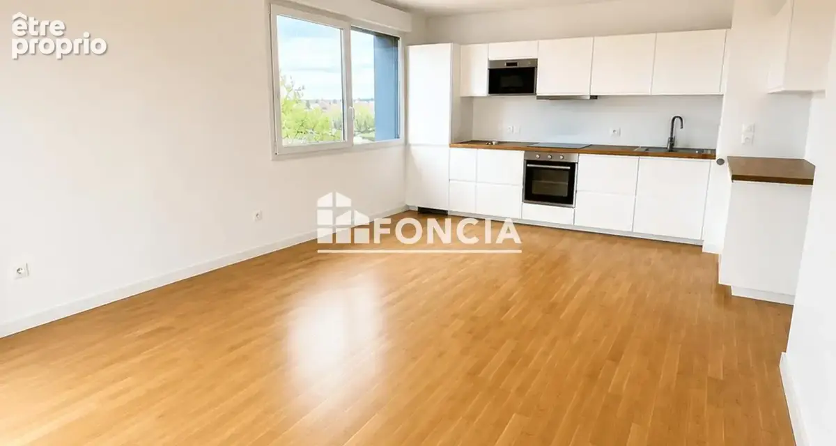 Ronchin/Lesquin - Type 3 de 62,95 m2 avec balcon et box (2 voitures) - photo 3