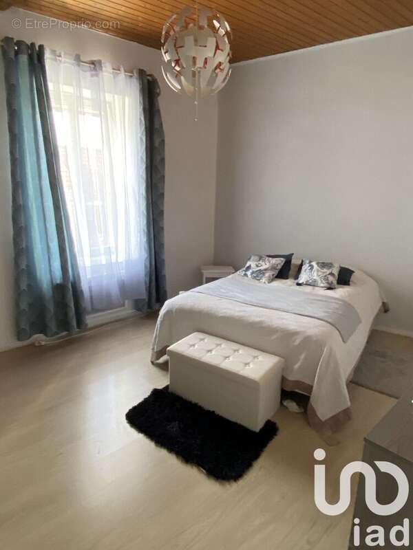 Maison 148 m² à Stigny  - photo 6