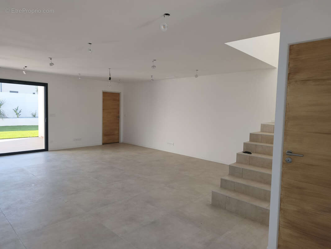 Superbe villa 4 pièces avec terrasse et garage - photo 7