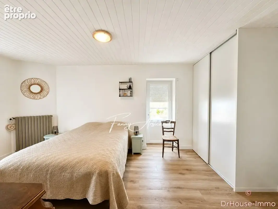 Maison 168 m² à Charron  - photo 142