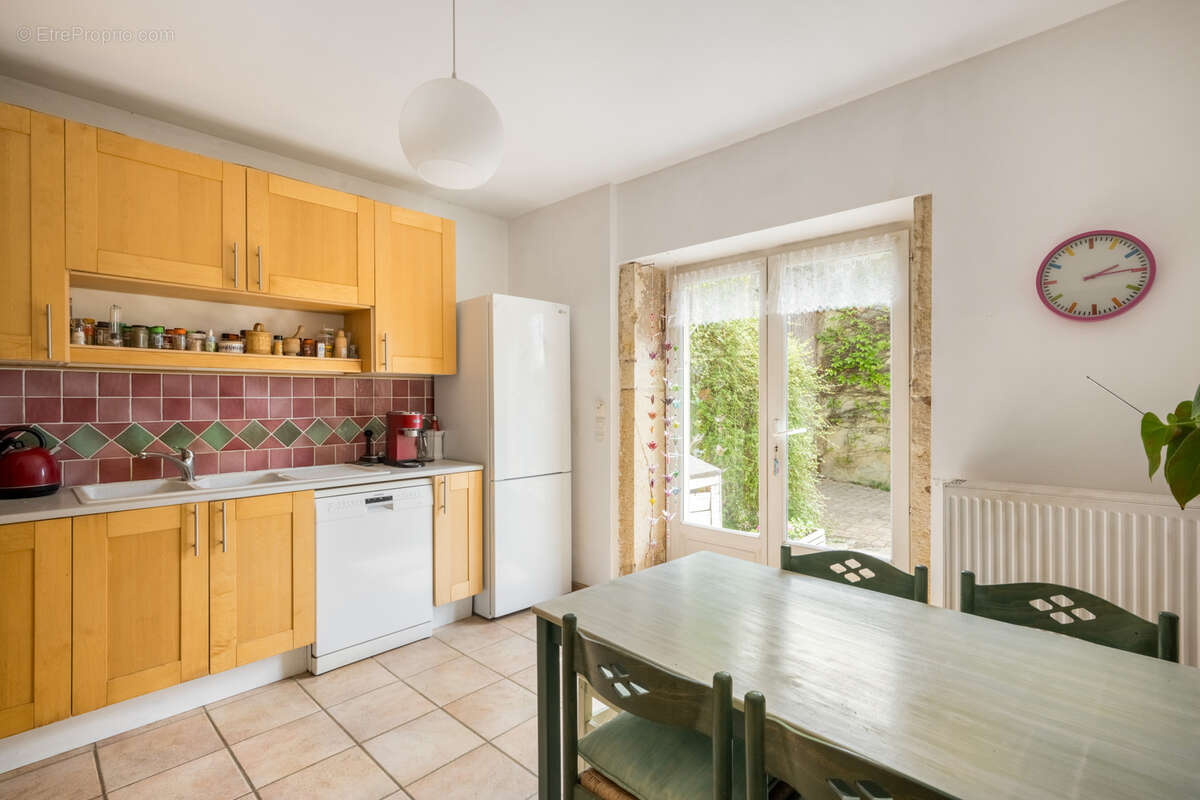 Maison à TREVOUX