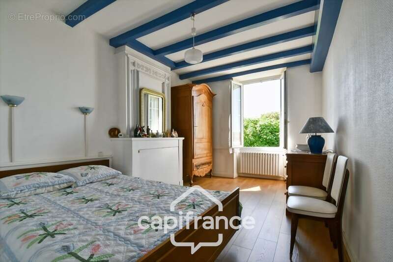 Propriété à vendre 14 pièces PAILLE (17) sur 4800m² de terrain avec nombreuses dépendances - photo 19