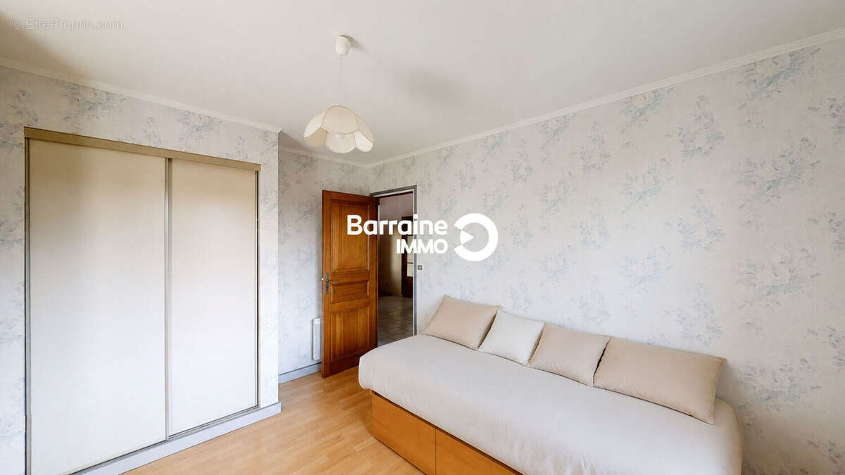 Maison spacieuse à vendre à ARGOL - photo 6