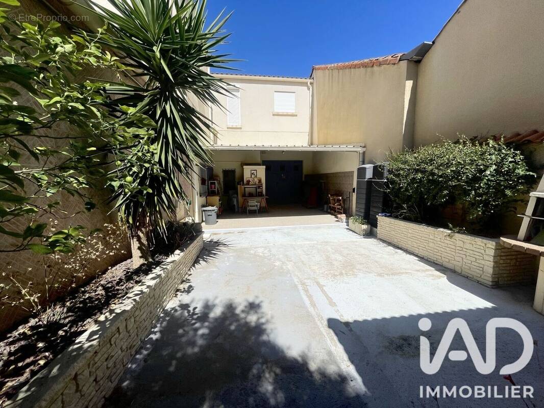 Photo 1 - Appartement à LEZIGNAN-CORBIERES