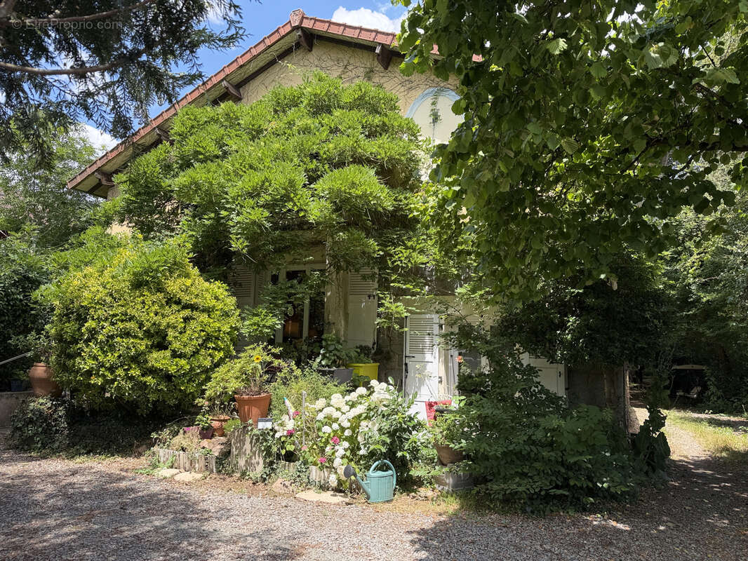 Maison à FEYTIAT