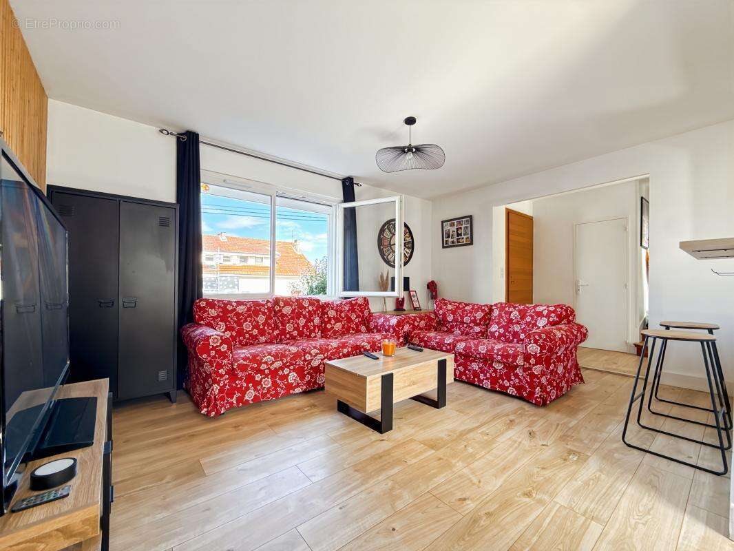 Maison à COULOUNIEIX-CHAMIERS