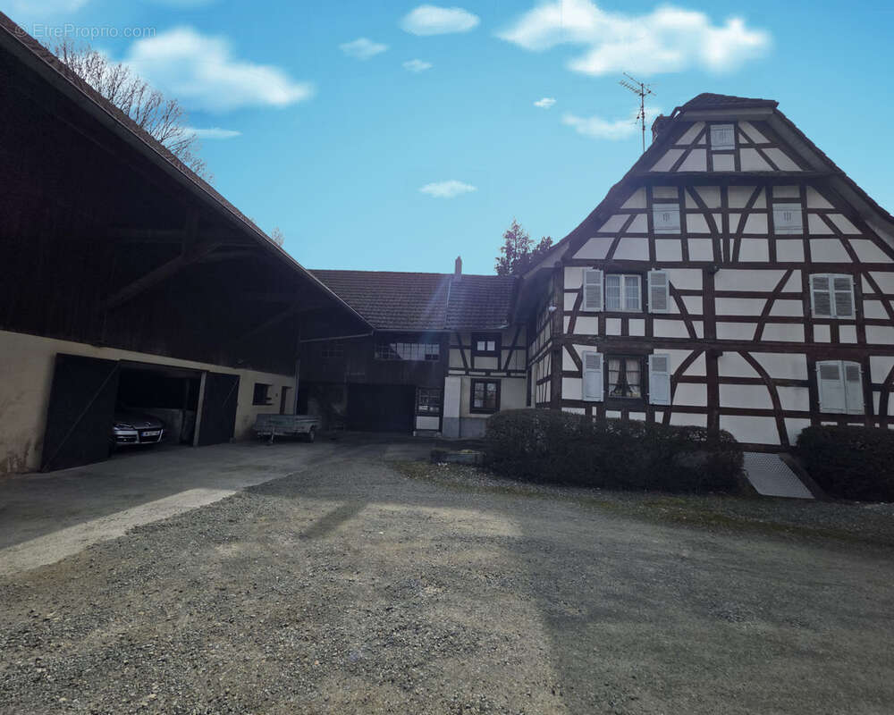 Maison à WOLFERSDORF