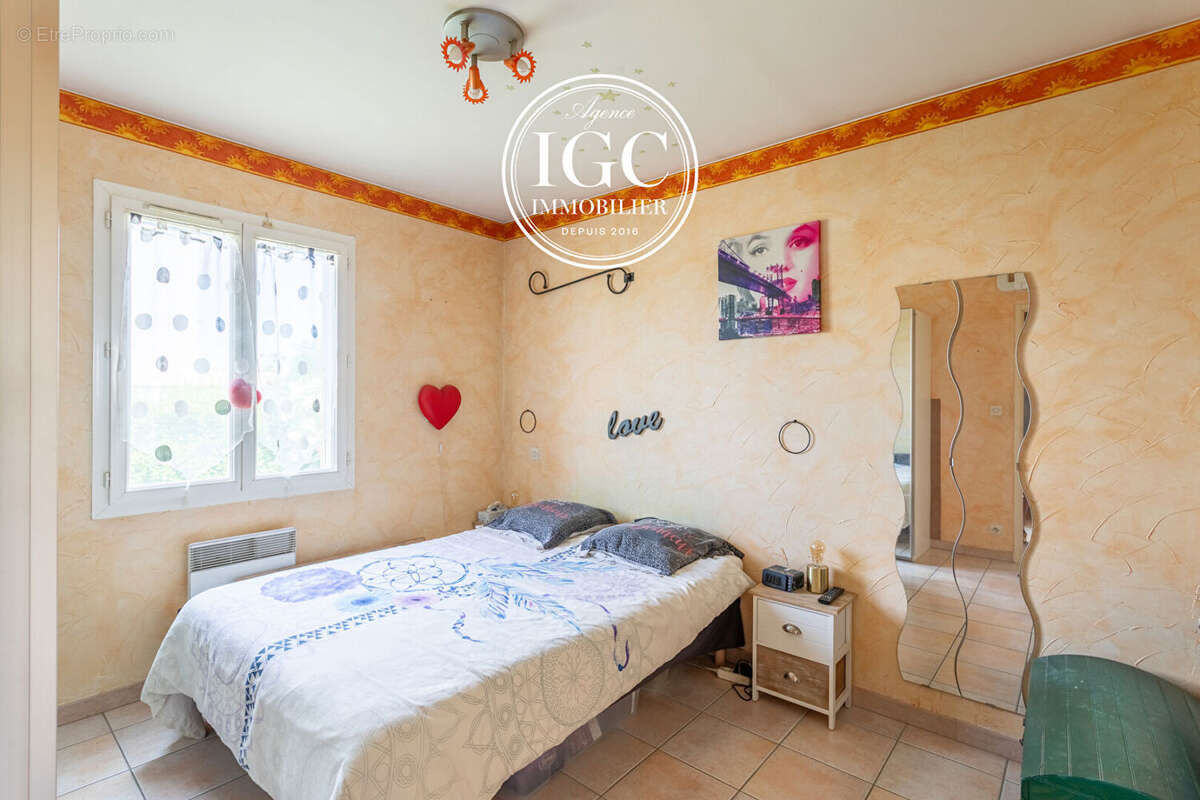 Maison gignac la nerthe 5 pièce(s) - photo 11