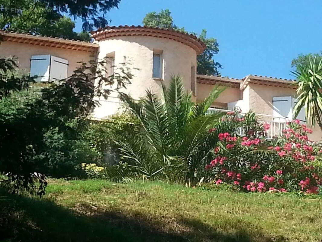 Maison à FREJUS