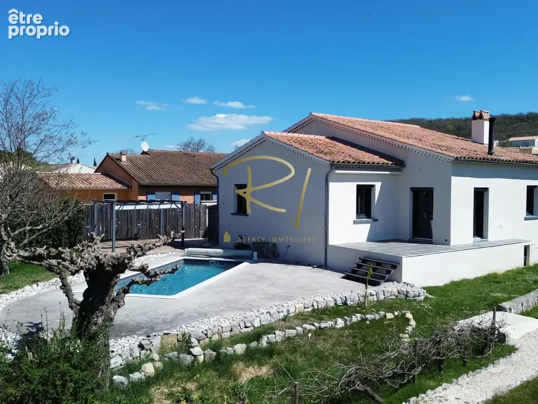 Maison à RUOMS