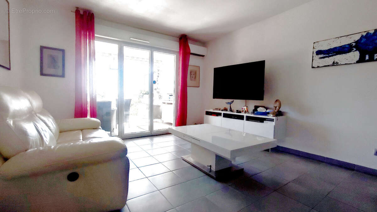 Autre à SAINT-RAPHAEL