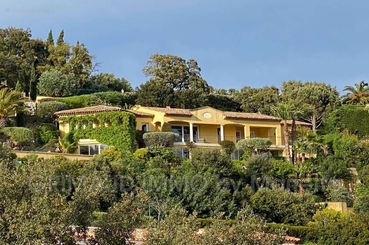 Maison 302 m² à Sainte-Maxime  - photo 3