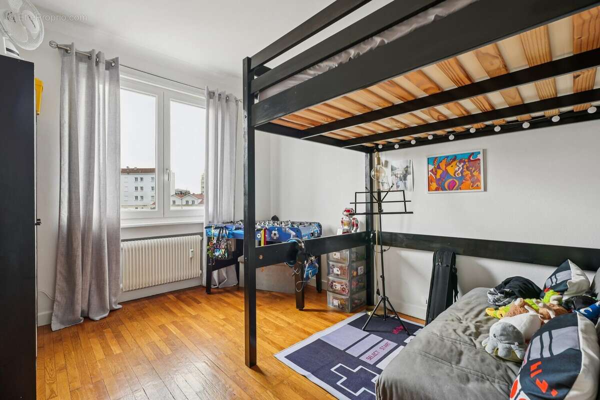 Appartement à LYON-7E