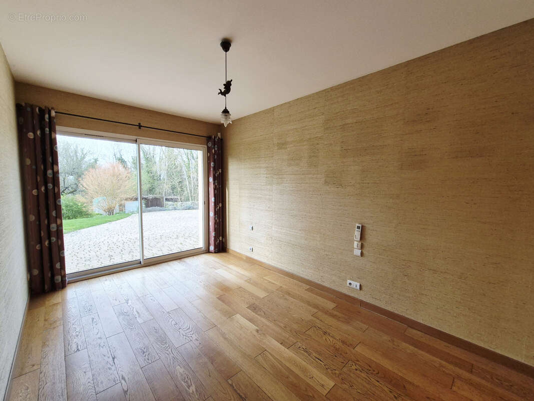 Maison à BREUIL-BOIS-ROBERT