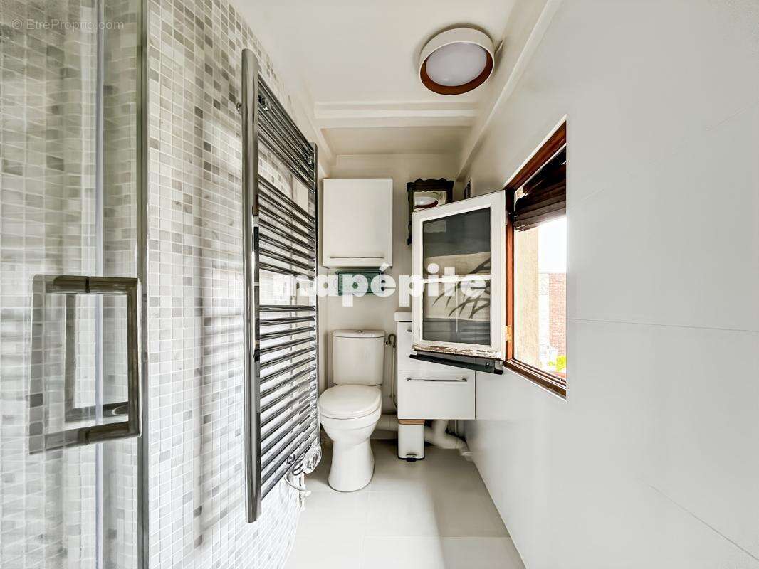 Appartement à PARIS-11E