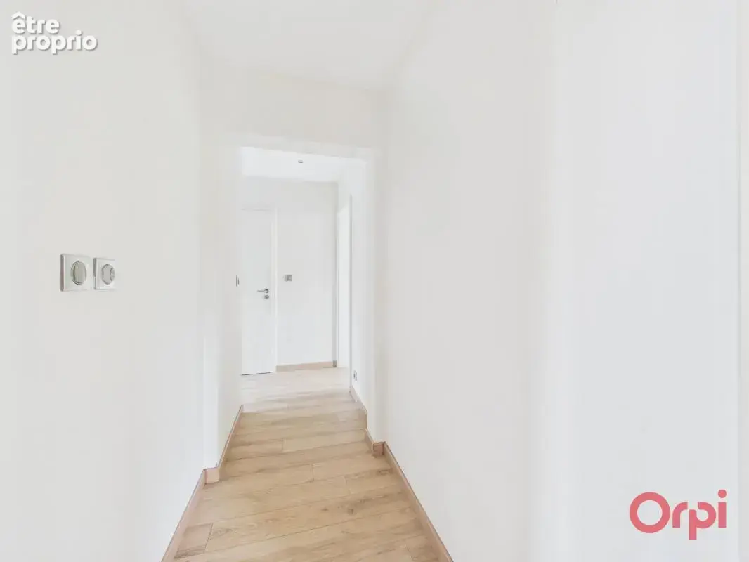 Appartement À Vendre - photo 4