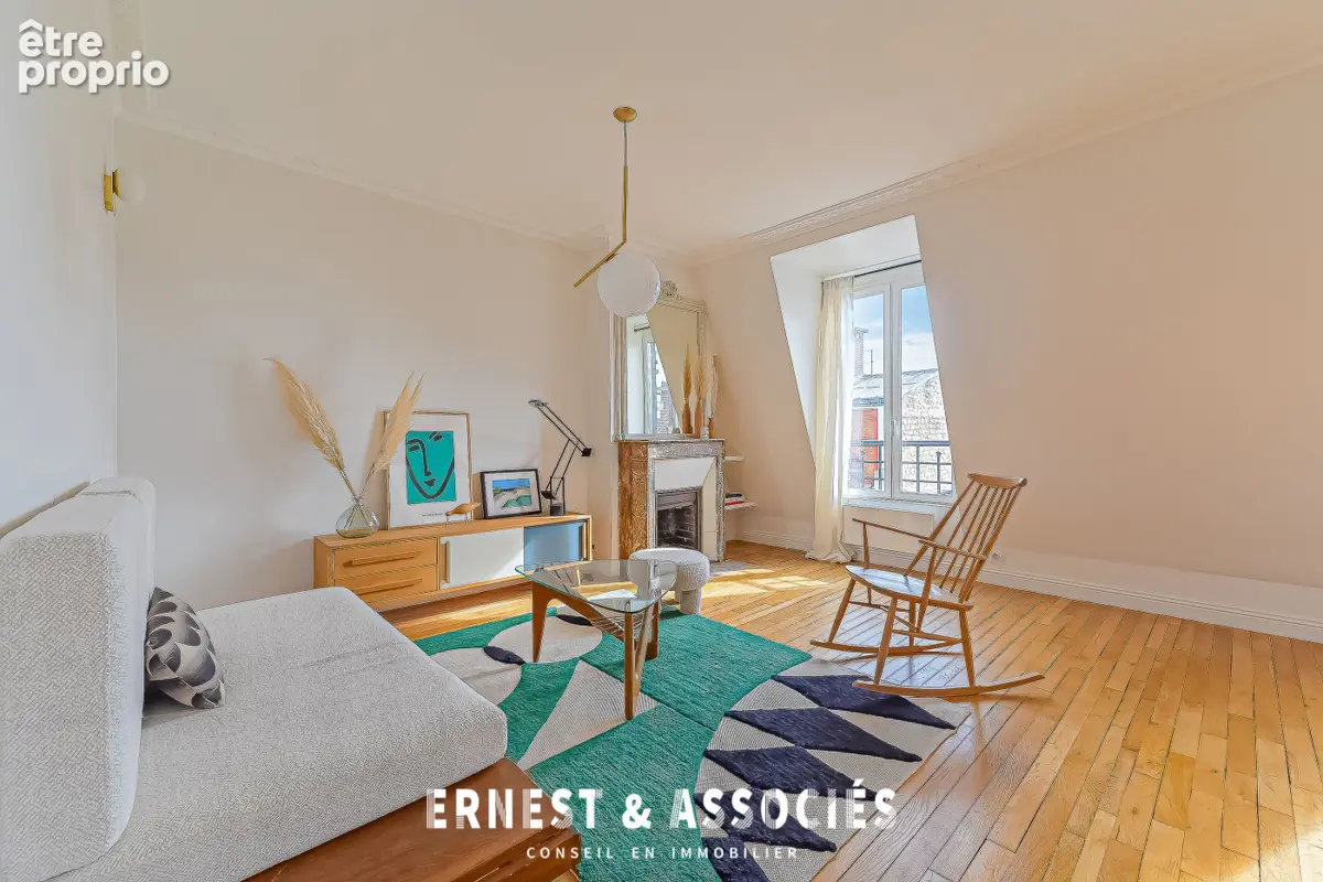 Appartement à PARIS-19E